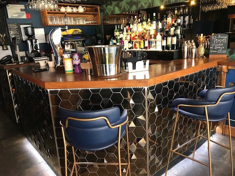 Loxley's Restaurant & Wine Bar