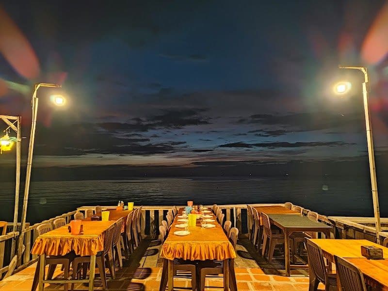 KEP SUR MER Restaurant