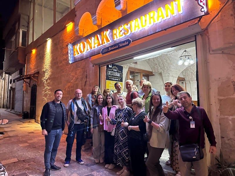Konak Restaurant Sirageceleri