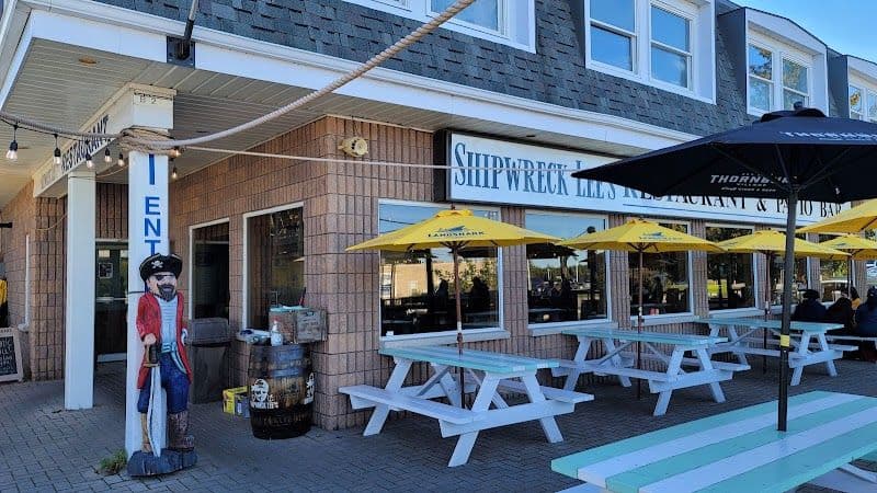 Shipwreck Lee's Pirate Bistro