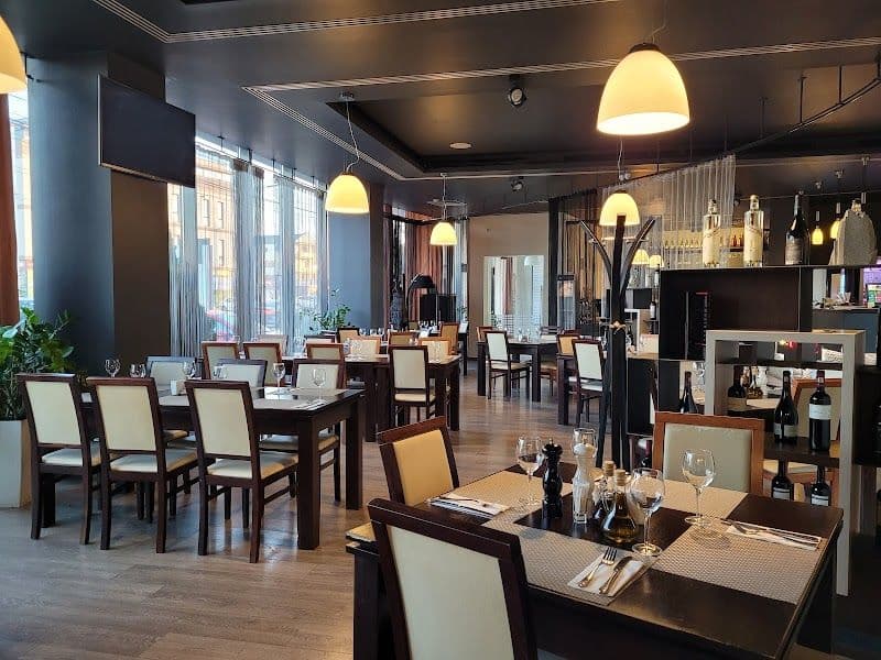 Riviera Restaurant & Lounge