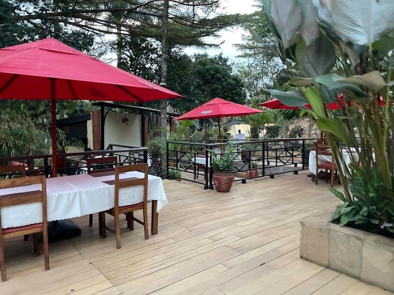 The Lawns Restaurant and Bar