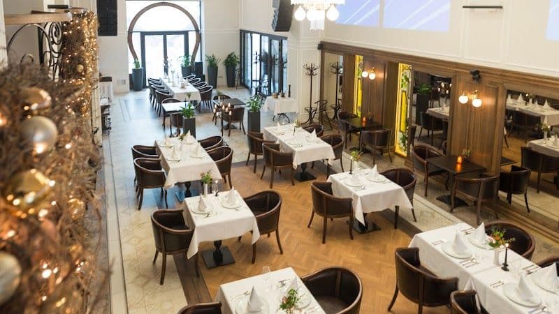 Slávia Hotel Restaurant