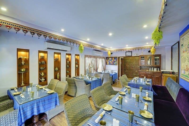 Kanika Mayfair Lagoon