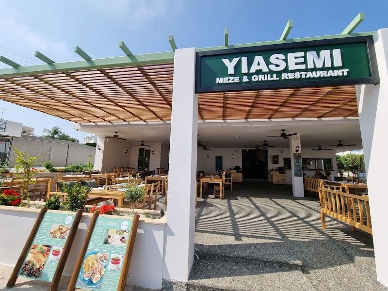 Yiasemi Restaurant