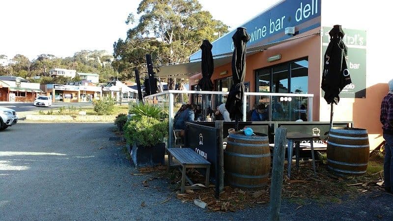 Pasini's Cafe Deli Wine Bar