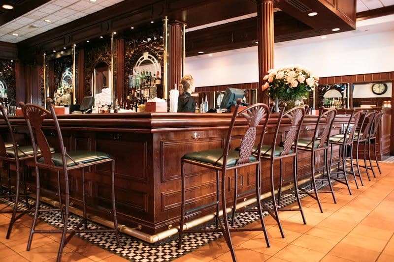 Joe's Stone Crab - Miami Beach - USA - Booked ai