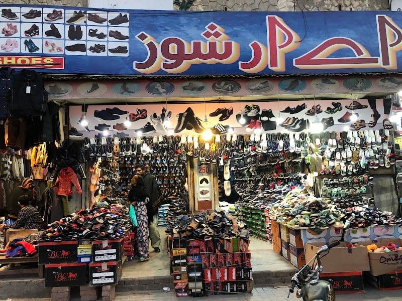 Hussain Agahi Market - Multan - Pakistan - Booked ai