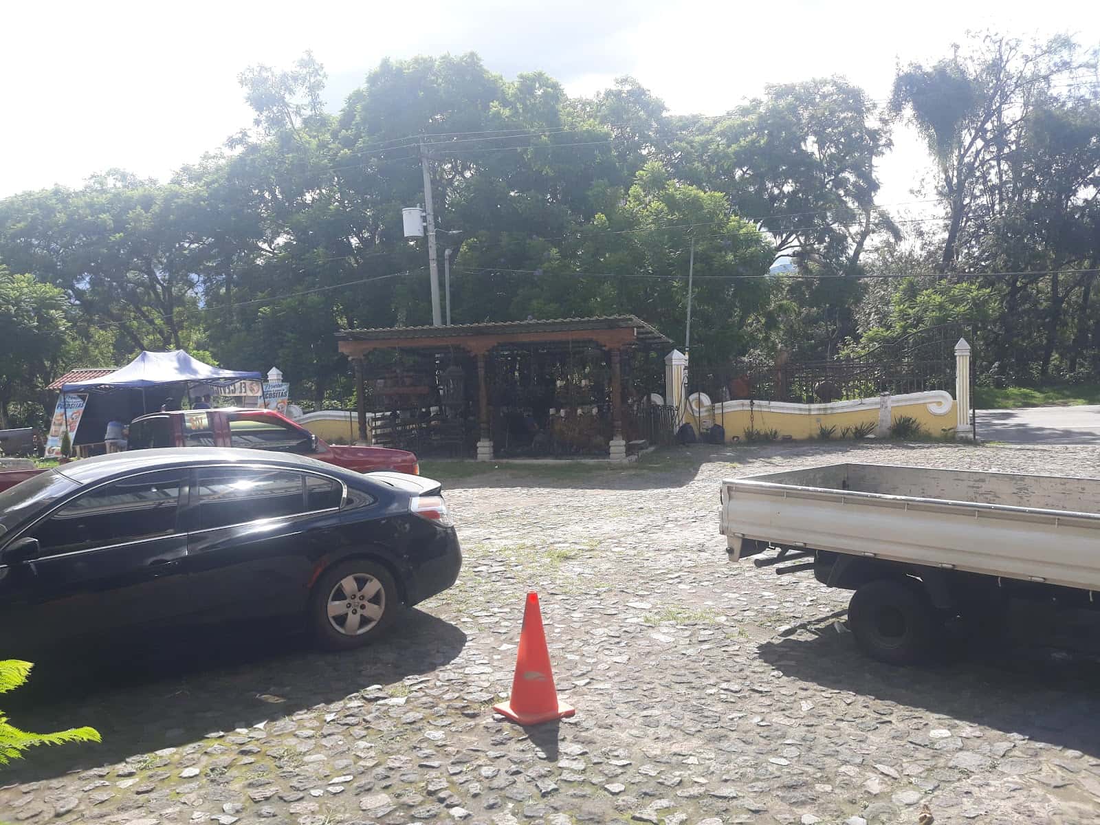 Centro Comercial Vista a los Volcanes