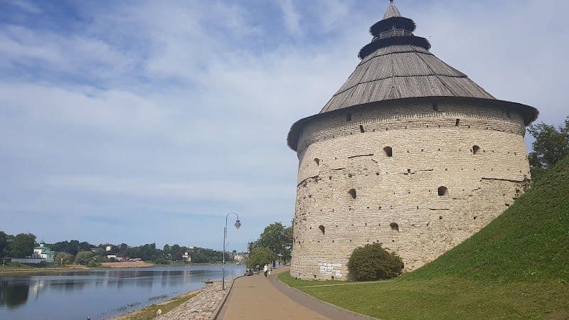 Dvor Podznoyeva, Main Building - Pskov - Russia - Booked ai