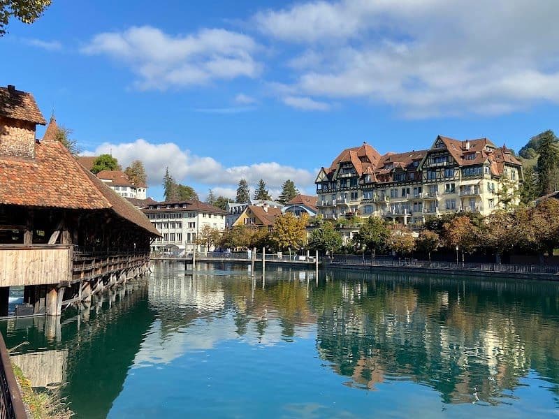 Aare-Quai - Thun - Switzerland - Booked ai