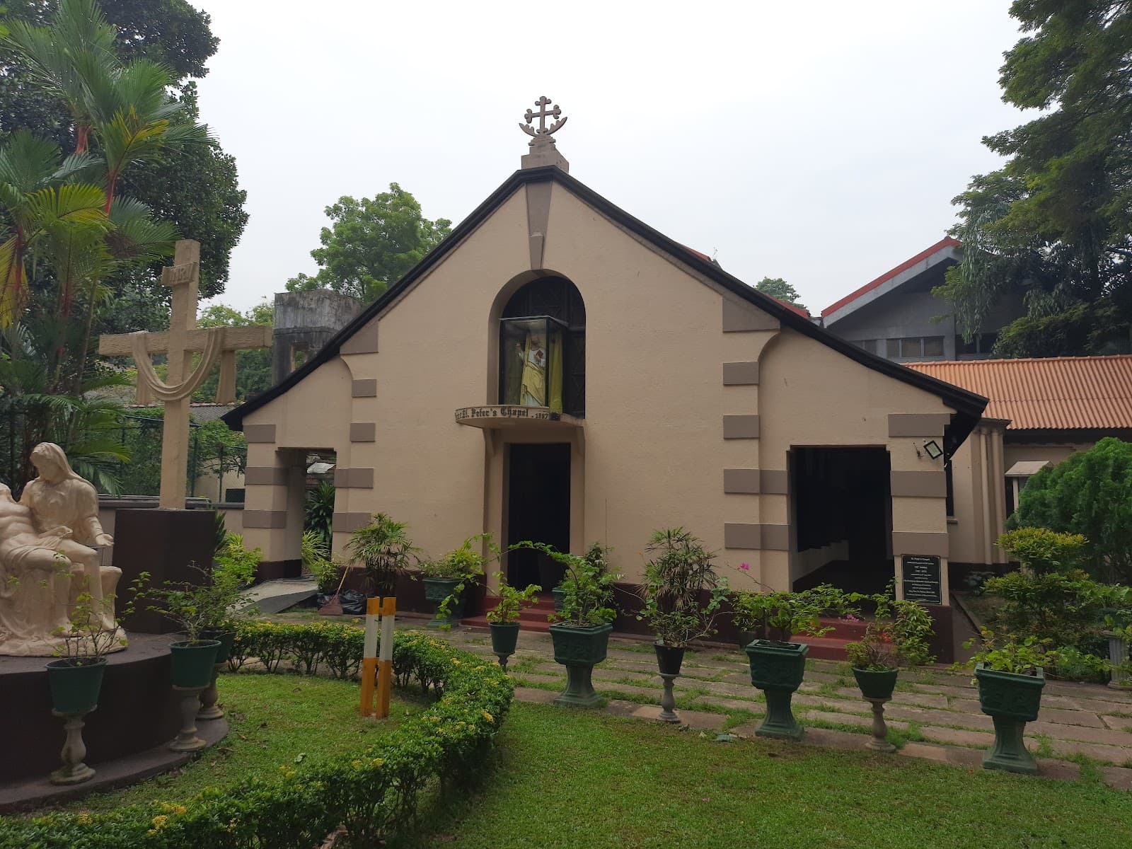 St. Peter's Chapel - The National Hospital - Colombo - Sri Lanka