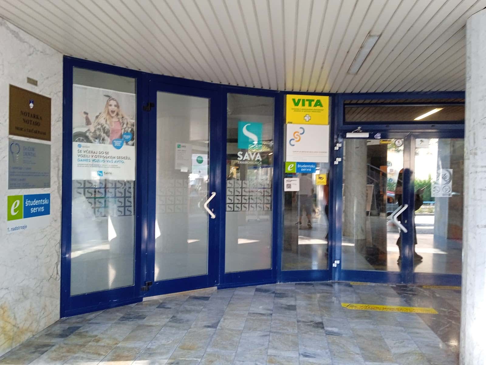 Trgovsko poslovni center Lucija