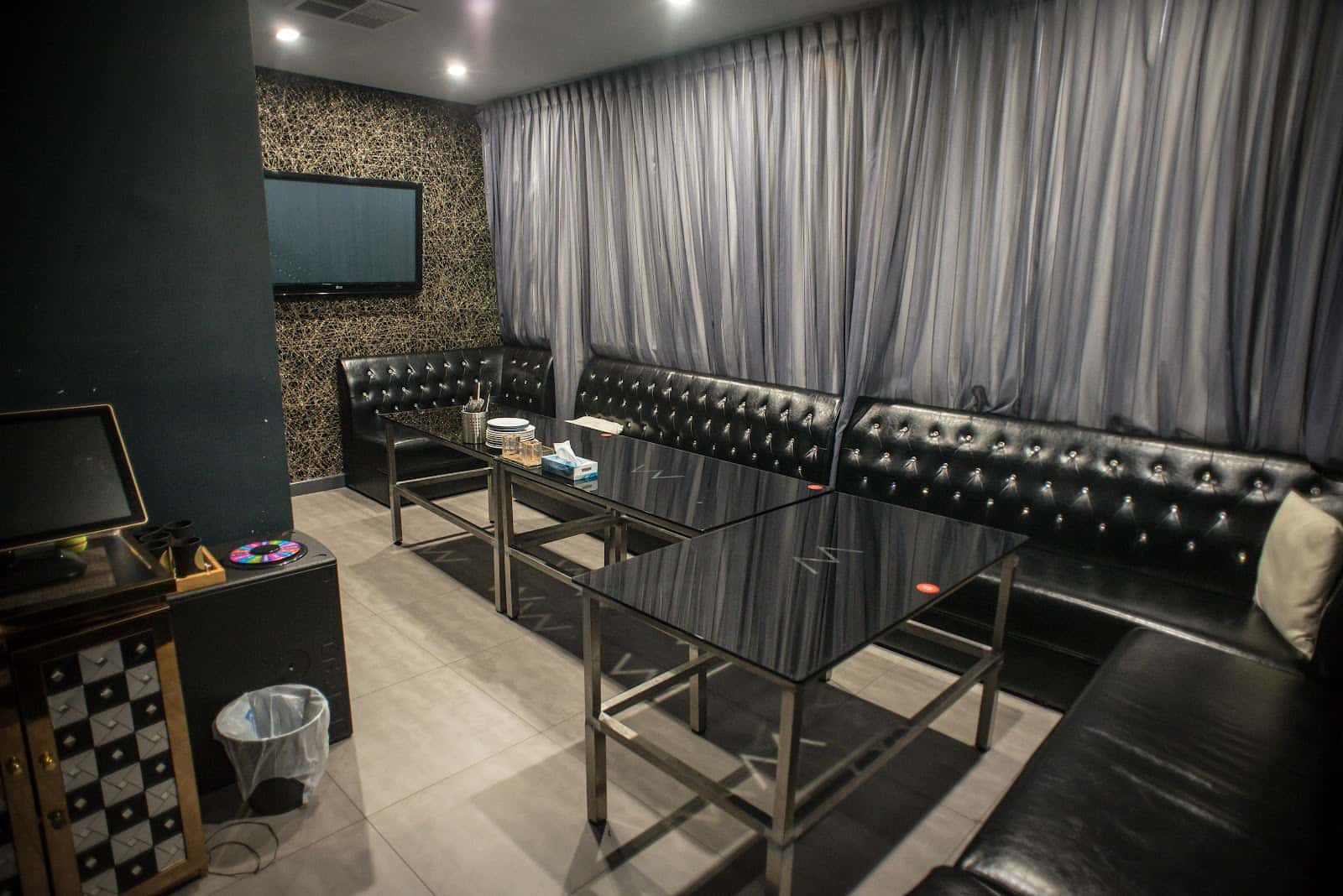 H.O.E Perth Family Karaoke & Rooftop Lounge