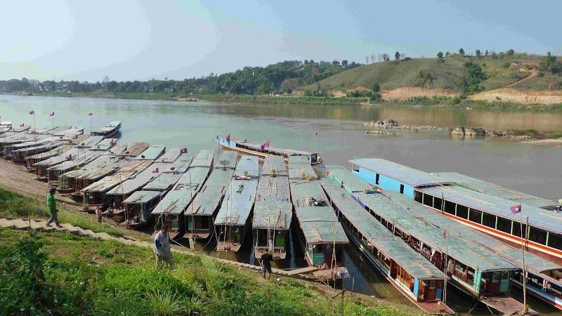 Exploring Houayxay: Top Attractions and Activities