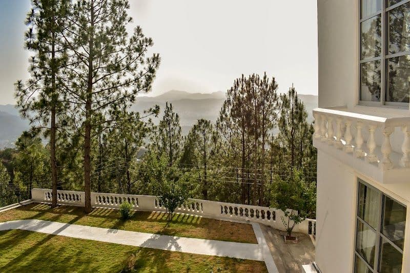 The Point by Roomy, Thandiani - Abbottabad - Pakistan - Booked ai
