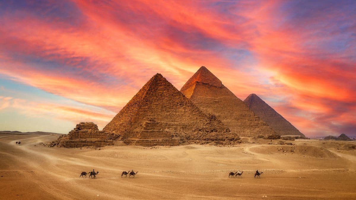 Your Ultimate AI Travel Guide to Egypt