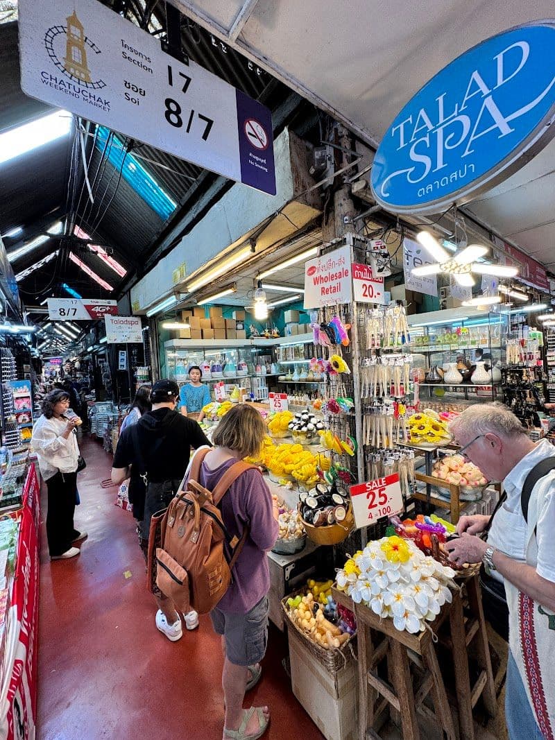 Chatuchak Weekend Market - Bangkok - Thailand