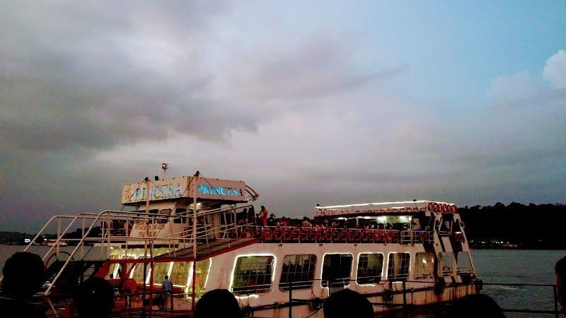 Cruise on the Mandovi River - Panaji - India