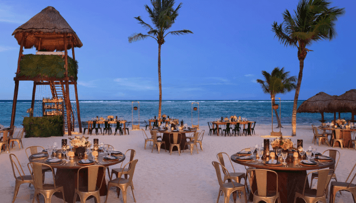 Use AI Travel Tools For Smarter Vacation Planning