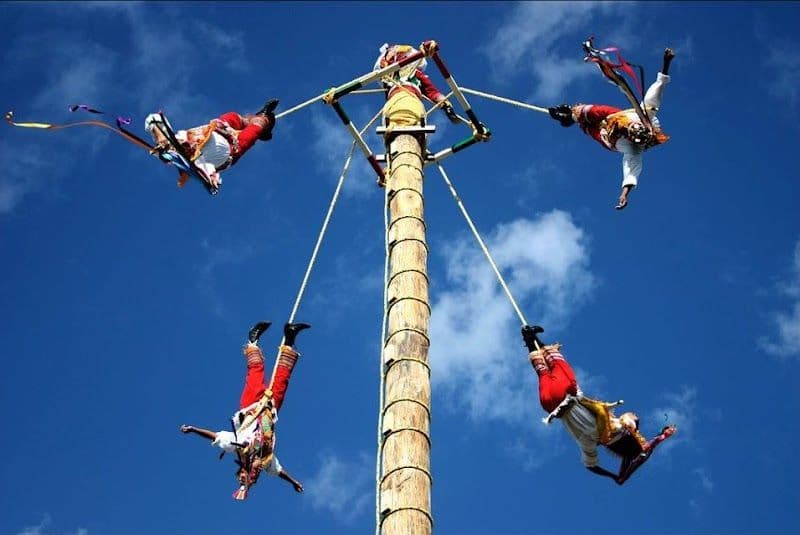 Voladores de Papantla Ritual Performance