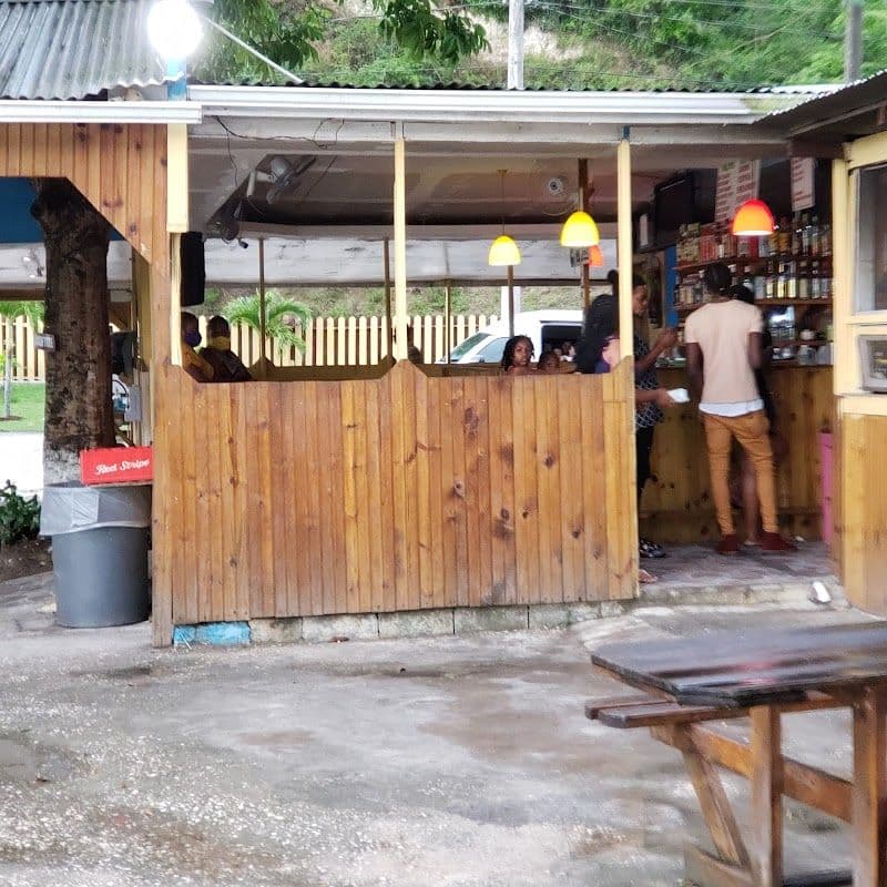 Mike's Seaside Restaurant - Sandy Bay - Jamaica