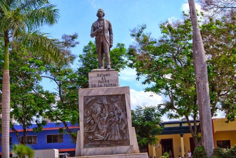 Parque Cespedes - Bayamo - Cuba - Booked ai