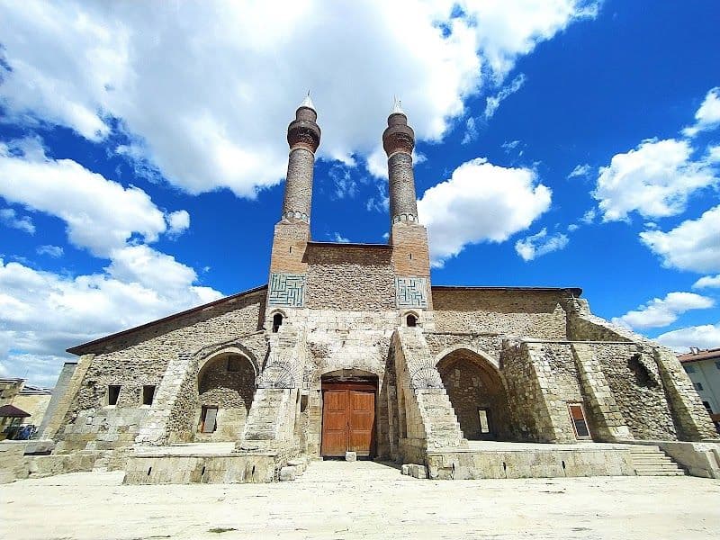 Çifte Minareli Medrese - Sivas - Turkey - Booked ai