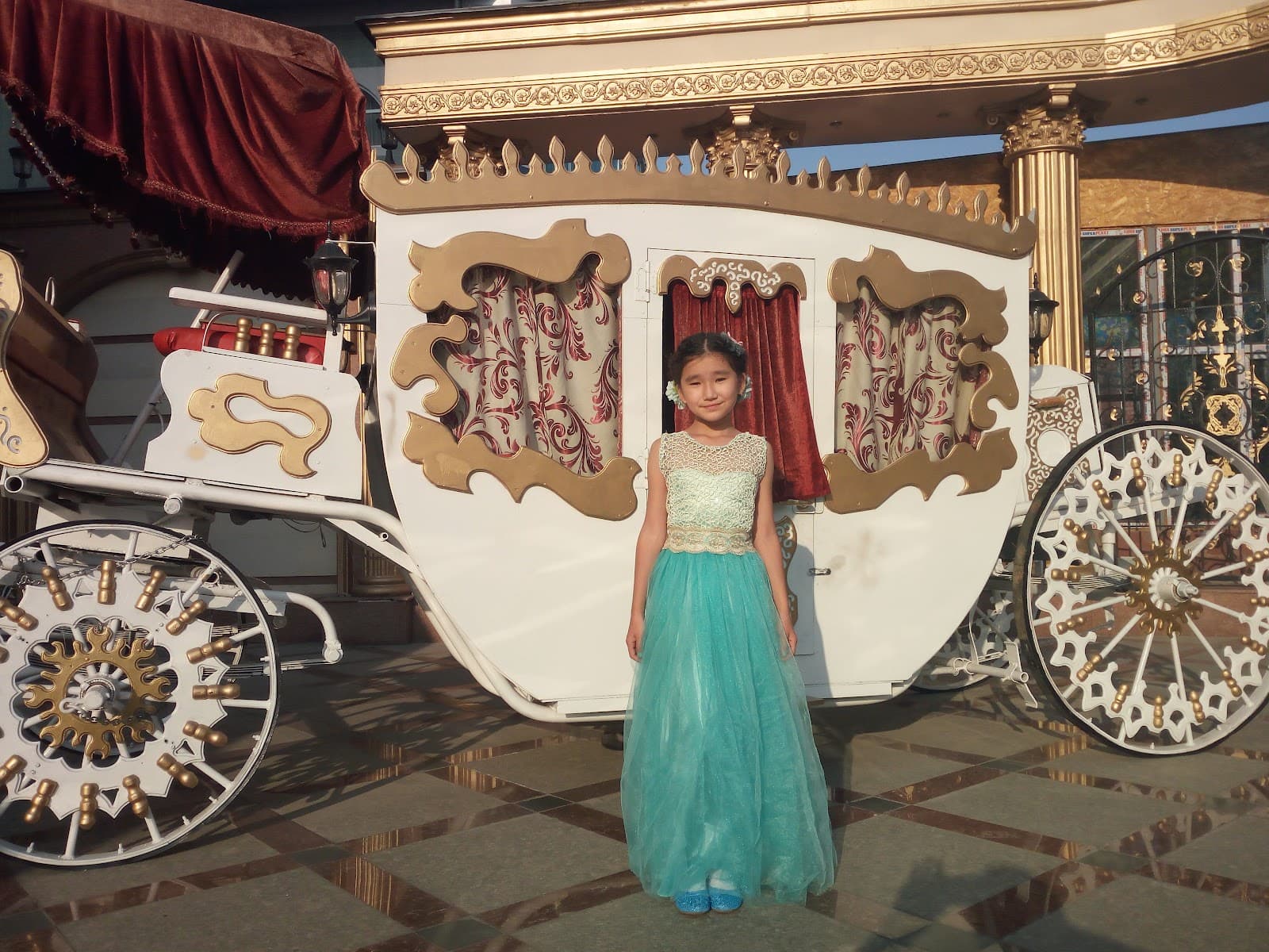 Restoran Bakhar - Almaty - Kazakhstan