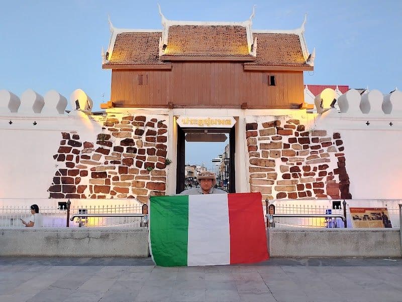 Pratu Chumphon (Chumphon Gate) - Nakhon Ratchasima - Thailand - Booked ai