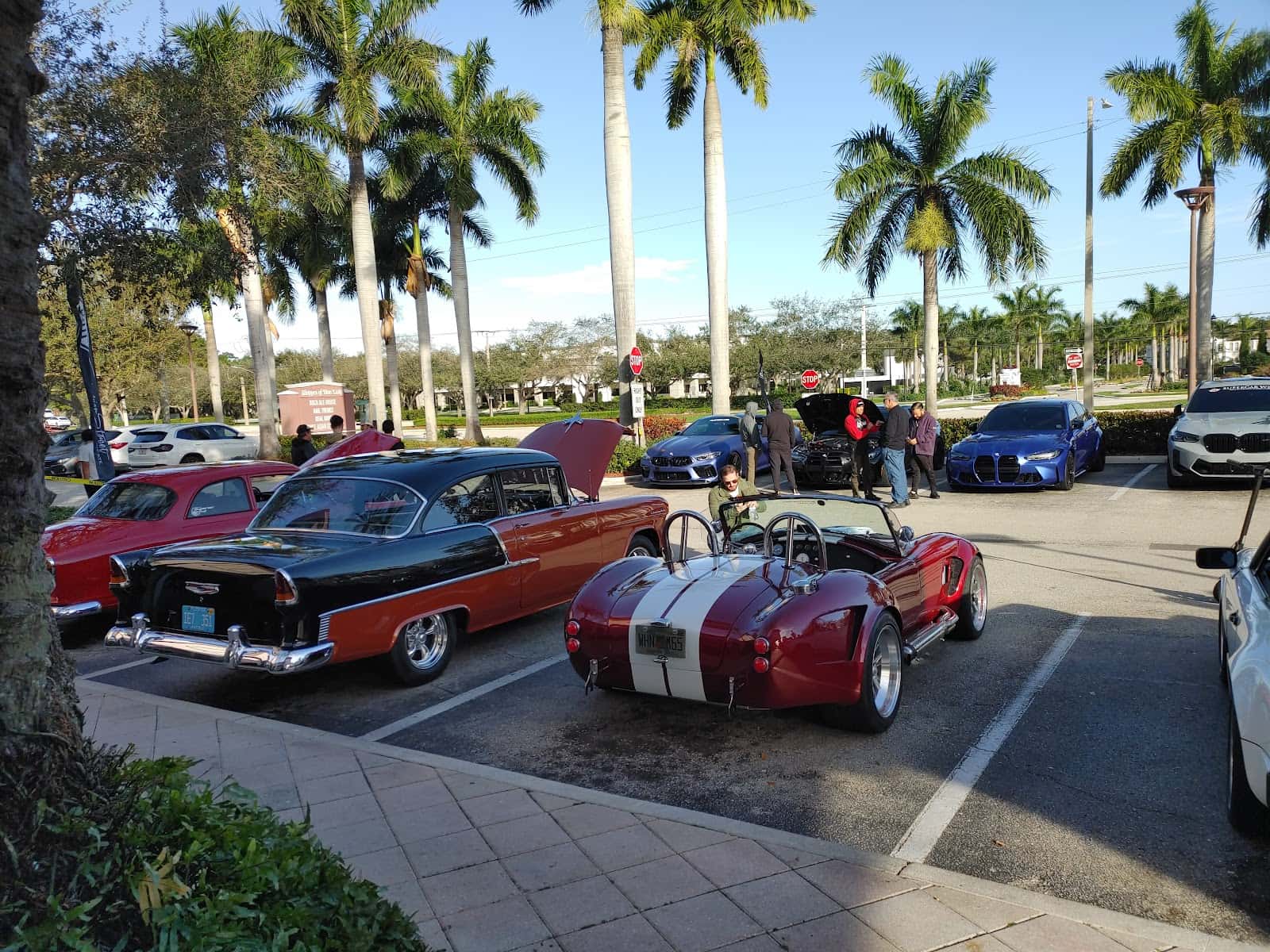 Shoppes of Blue Lake