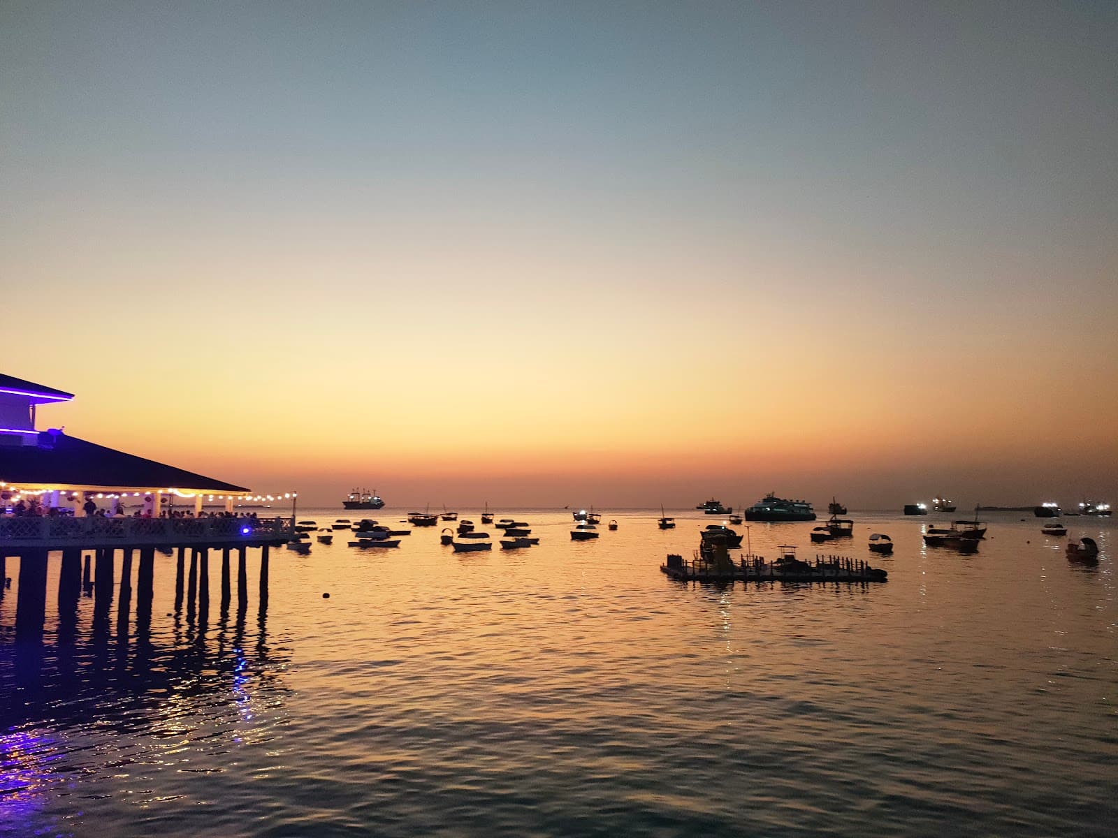 Landscape and taking pictures - Zanzibar City - Tanzania