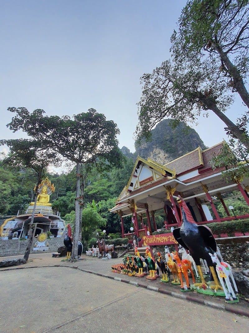 Ultimate Mae Sot Travel Guide and Ideal Visiting Seasons